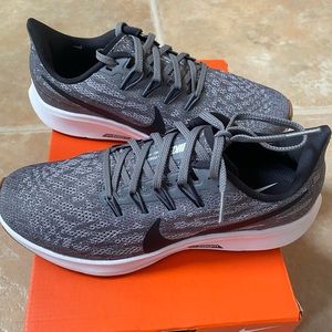 Nike Air Zoom Pegasus 36 Size 7.5 NWT